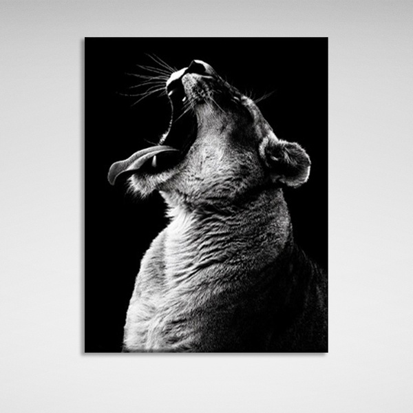 Картина на холсте львица на черном фоне, 30х40 см, Холст полиэстеровый