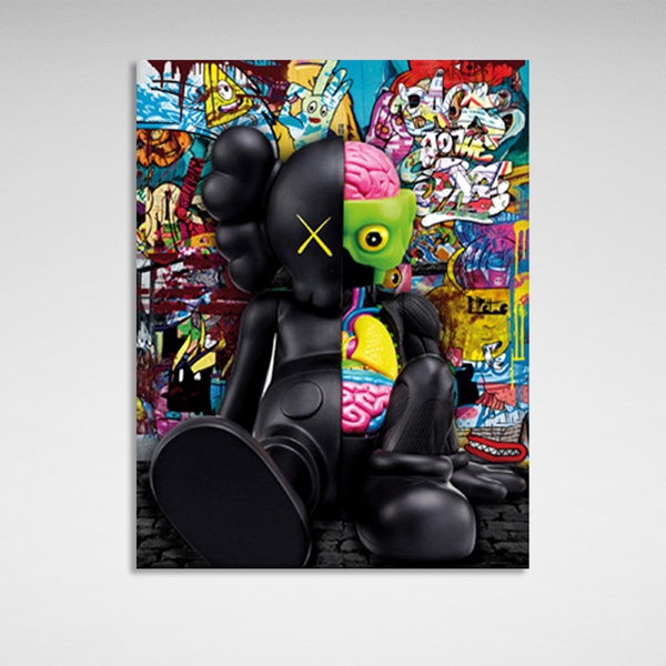 Картина на полотні чорна лялька на тлі графіті, 30х40 см, Холст поліестеровий