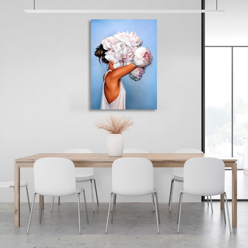 Картина на холсті інтер'єрна Дівчина з білими квітами на голові блакитна, 30х40 см, Холст поліестеровий